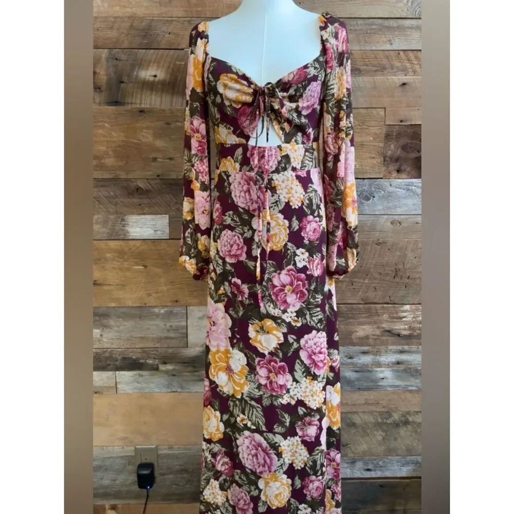 En Creme Burgundy Floral Long Sleeve Tie Front Cut Out Chiffon Maxi Dress Med
